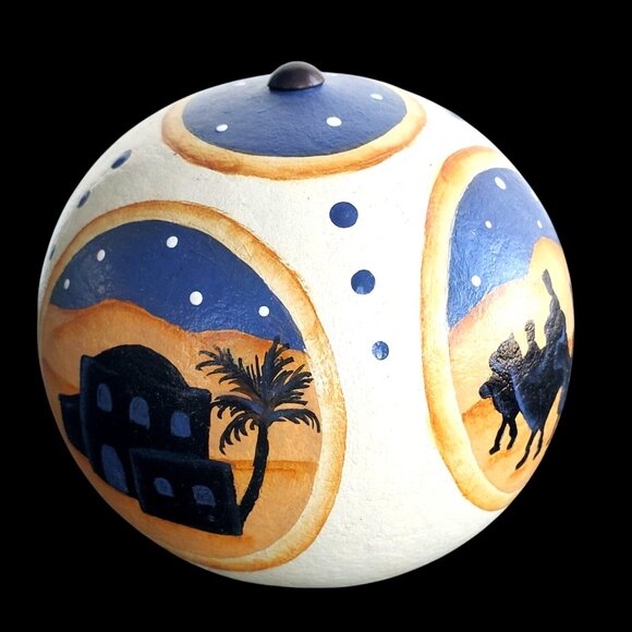 Hand Painted Christmas Gourd Nativity Scene 4.5" Diameter - Picture 7 of 10